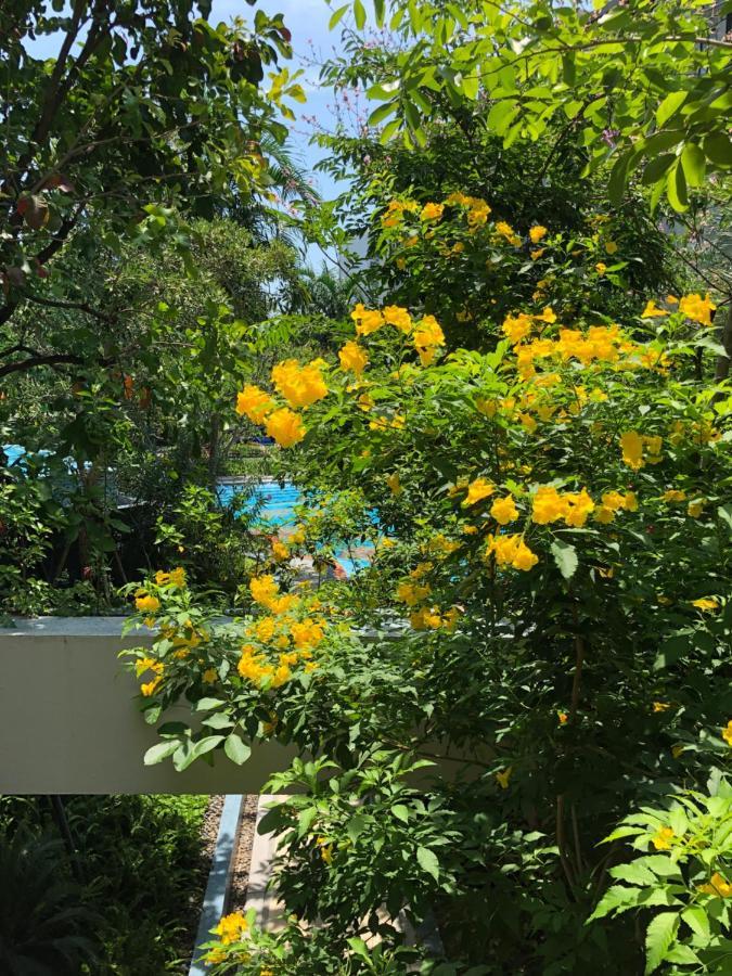 Pool Garden, In Unique La Habana - Hua Hin, Thailand Exterior photo